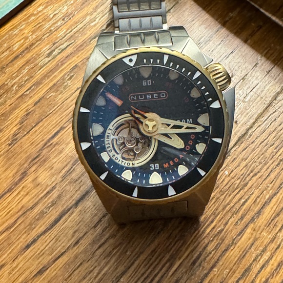 Nubeo megalodon watch blue/orange/gold 993/1000 limited edition